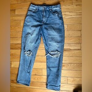 American Eagle Curvy Mom Jeans Stretch Distressed